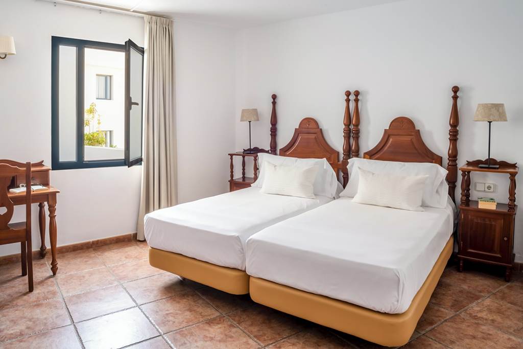 ACE_70328_Mansion_Nazaret_1221_01