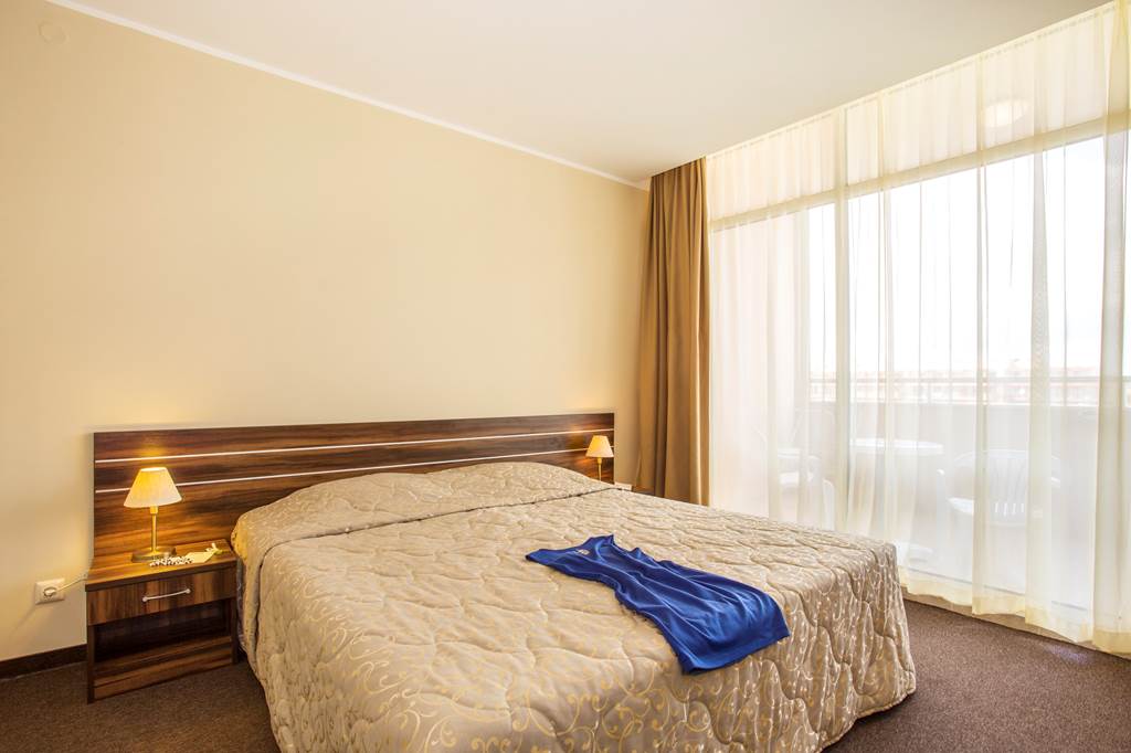 BOJ_78365_laguna_park_aqua_club_0418_26