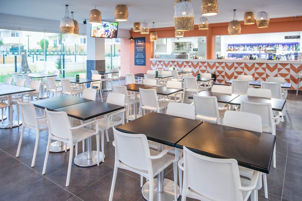 FAO_69567_Vitors_Plaza_1017_73