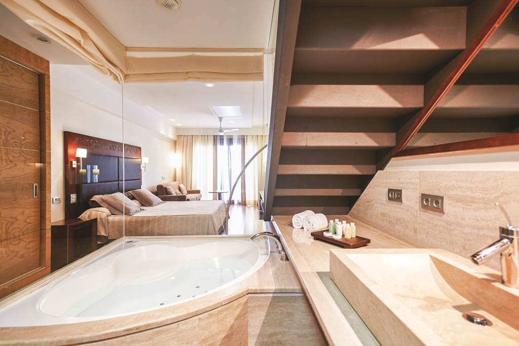 IBZ_71137_Insotel_Fenicia_Prestige_Suites_Spa_0816_06