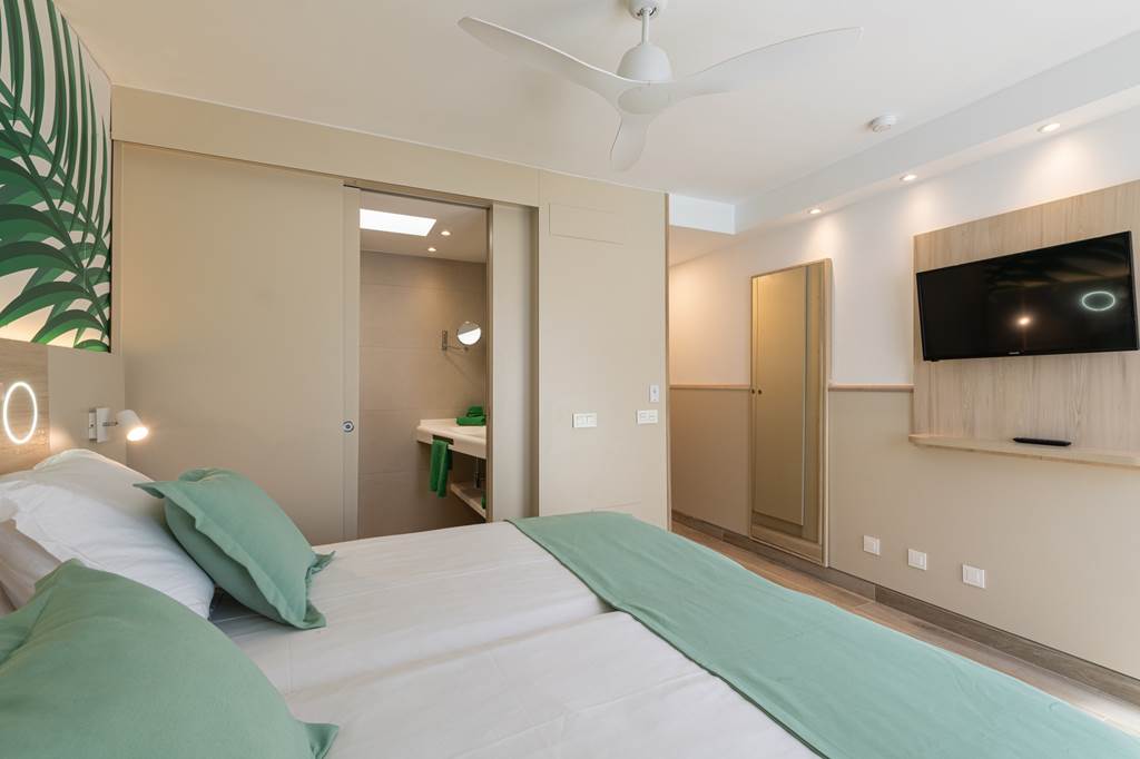 LPA_68501_Cordial_Green_Golf_Bungalows_0522_01