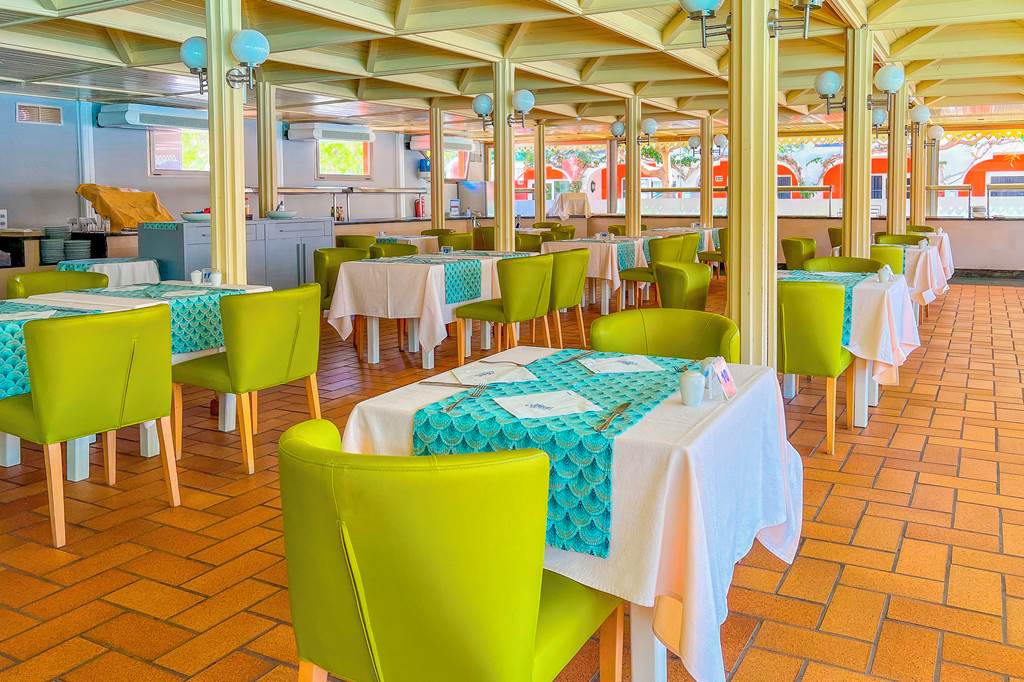 LPA_68501_Cordial_Green_Golf_Bungalows_0723_02