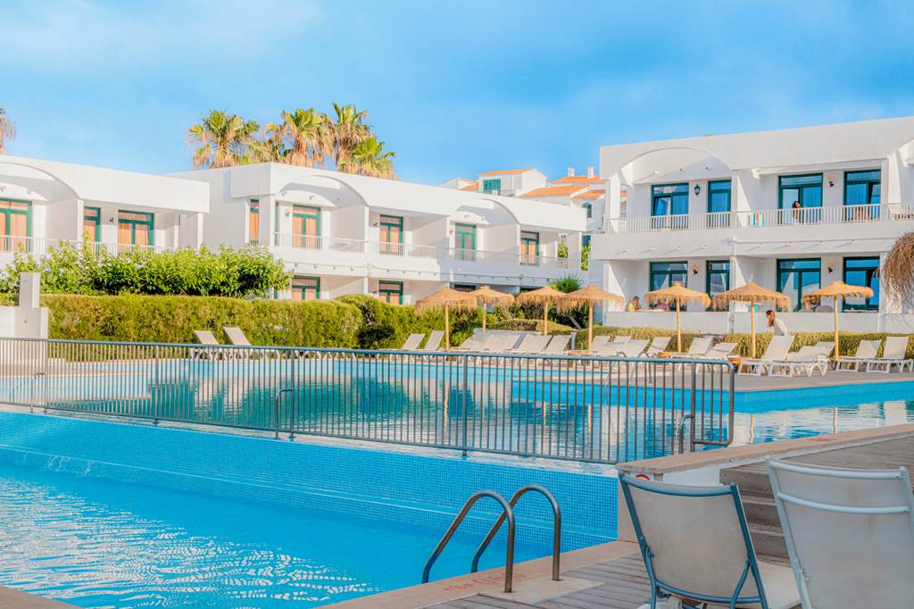 MAH_52914_Beach_Club_Menorca_1023_02