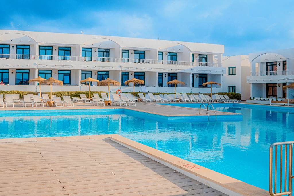 MAH_52914_Beach_Club_Menorca_1023_04