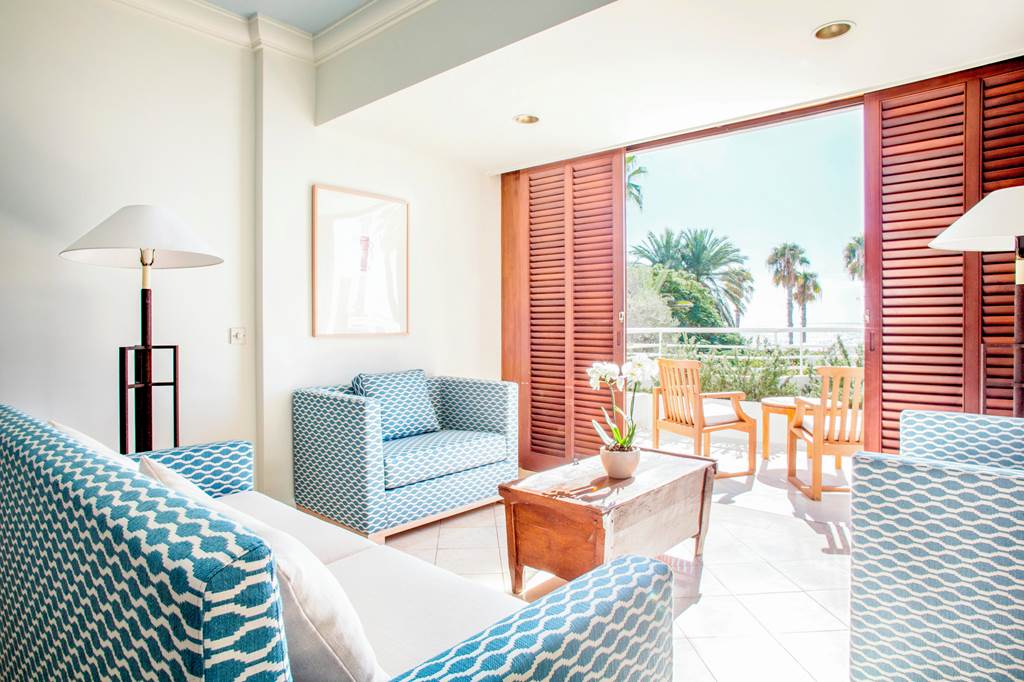 PFO_2001_Annabelle_0123_01