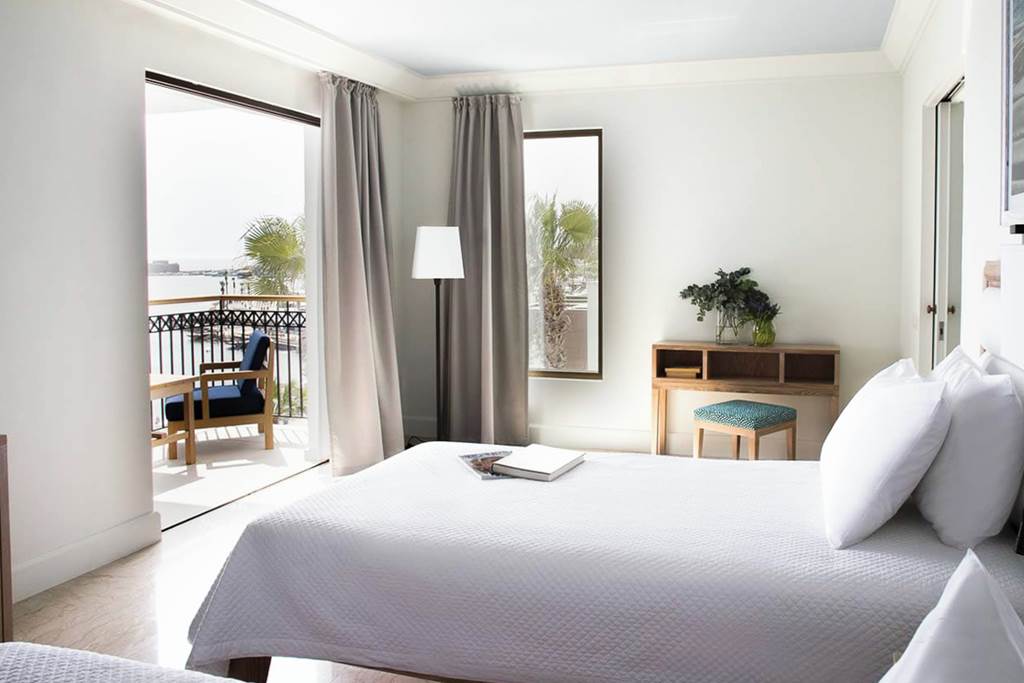 PFO_2001_Annabelle_0324_01