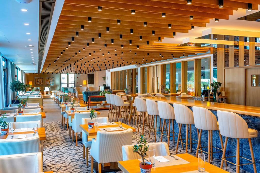 PFO_69403_Anemi_Hotel__Suites_0719_18