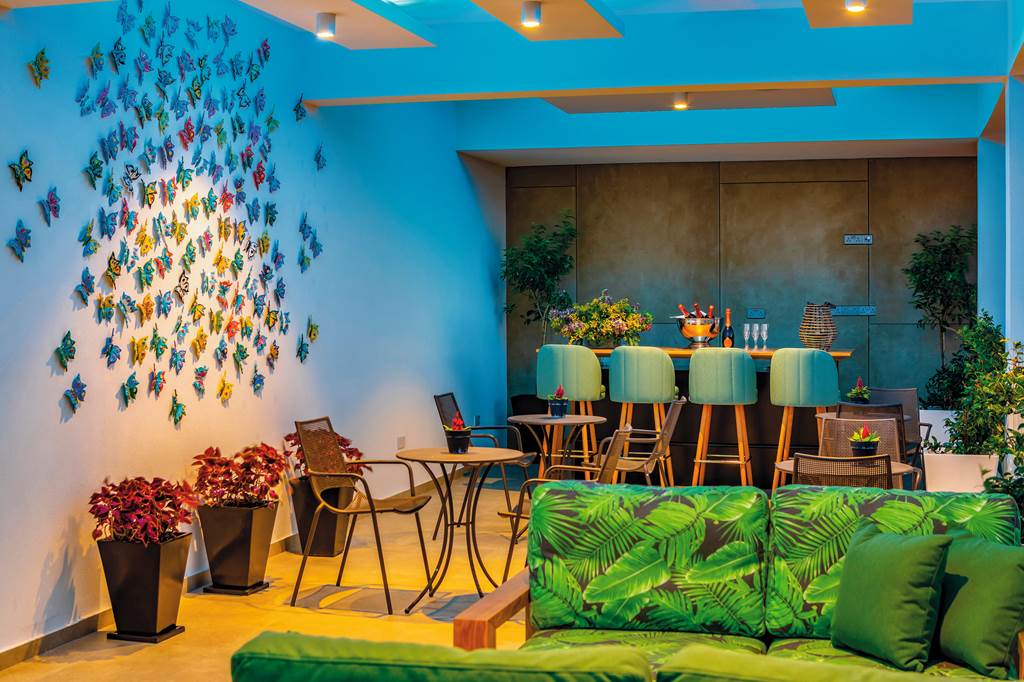 PFO_69403_Anemi_Hotel__Suites_0719_35