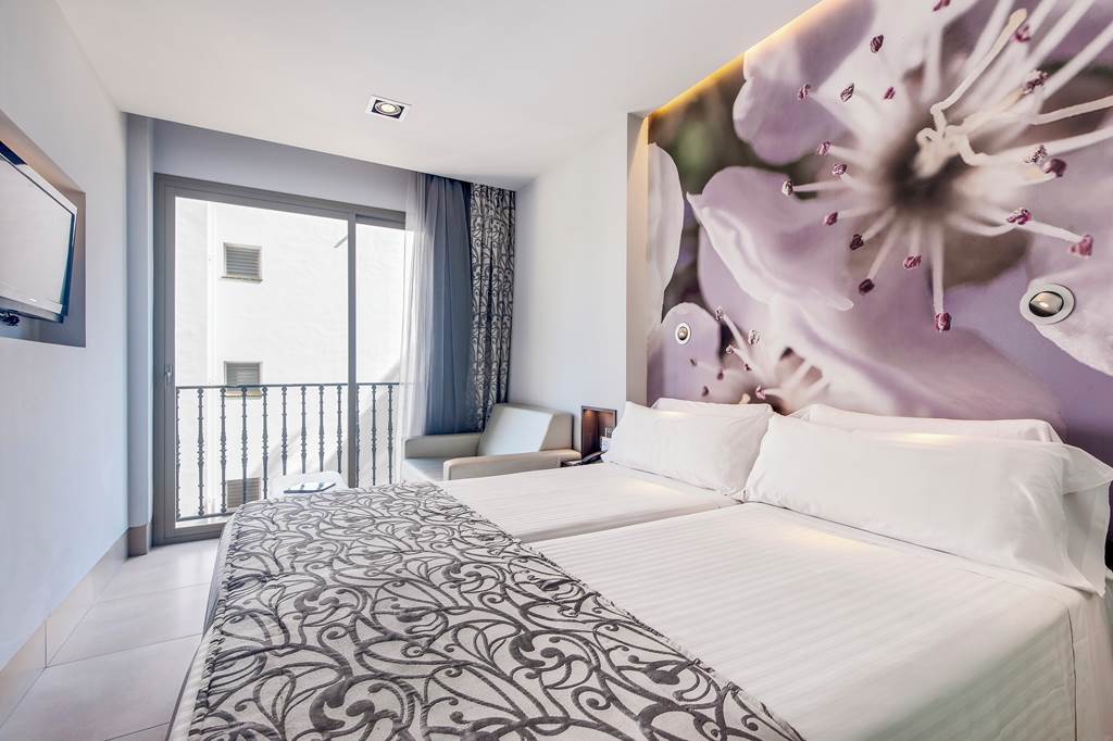 PMI_601_Barcelo_Illetas_Albatros_0623_01