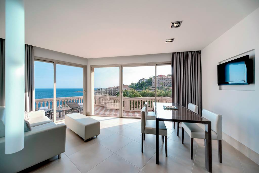 PMI_601_Barcelo_Illetas_Albatros_1222_01