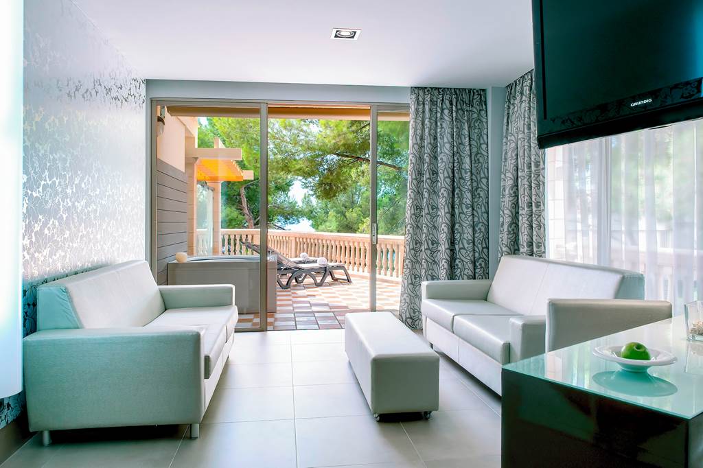 PMI_601_Barcelo_Illetas_Albatros_1222_05