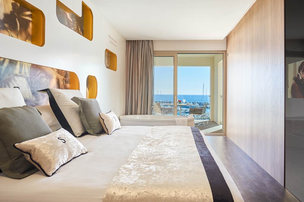 PMI_69499_Pure_Salt_Port_Adriano_0517_31