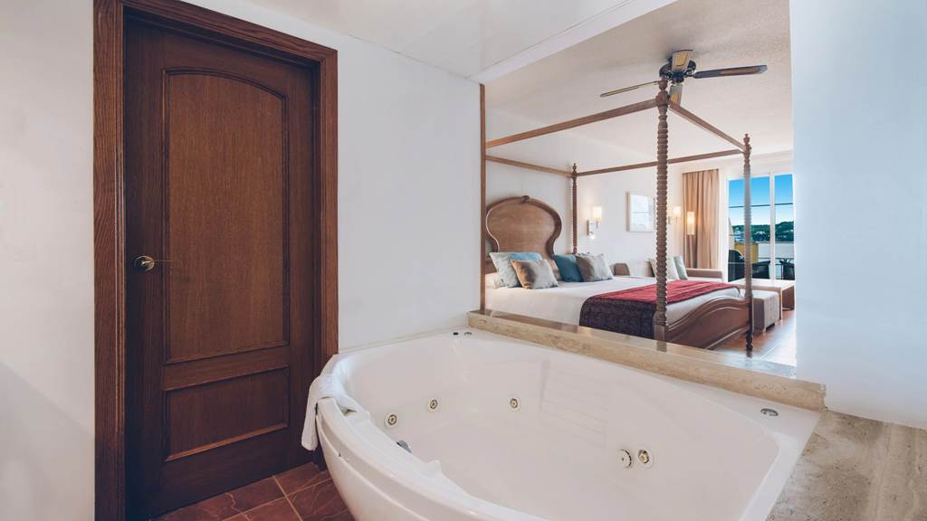 PMI_69517_Iberostar_Jardin_Del_Sol_Suites_0122_02