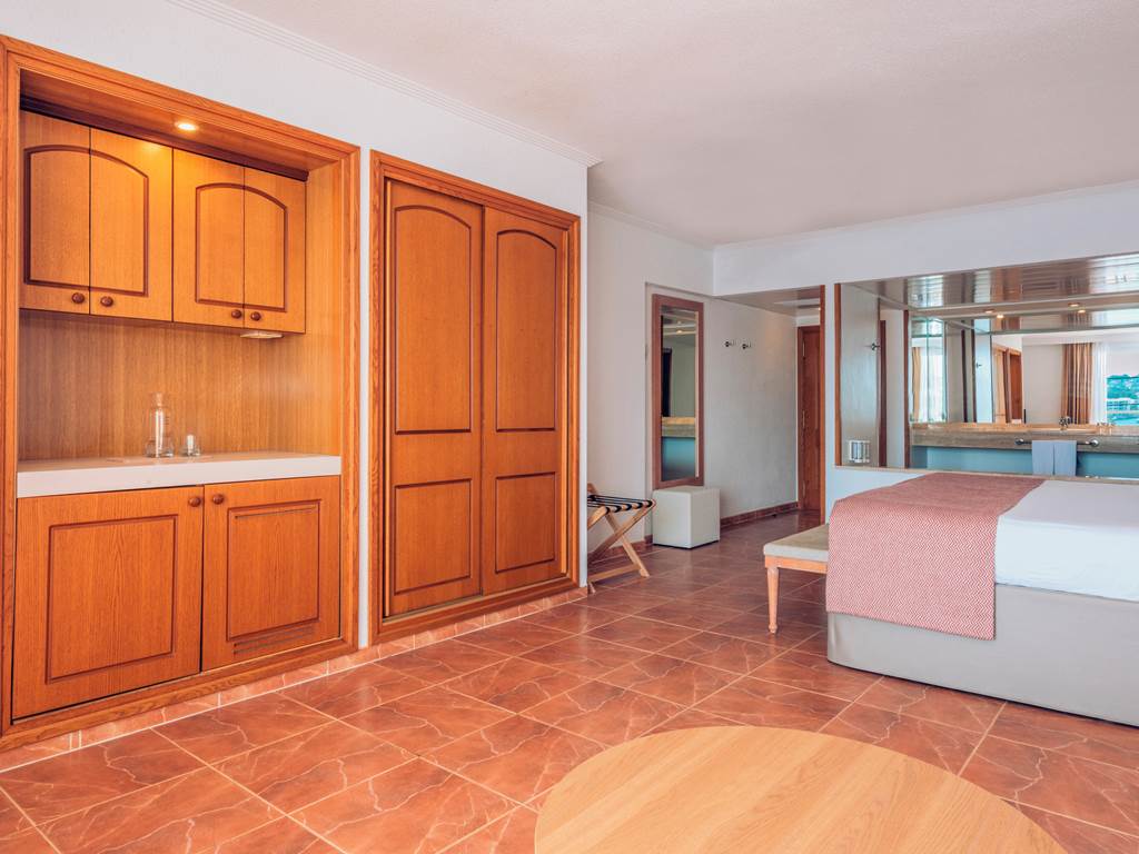 PMI_69517_Iberostar_Jardin_Del_Sol_Suites_1122_04