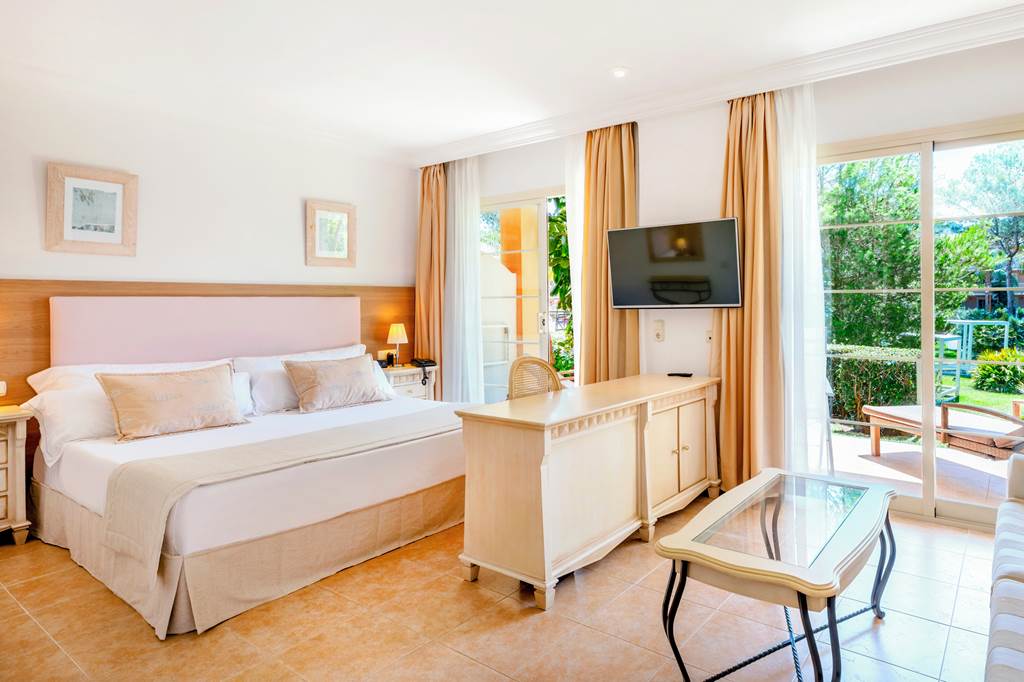 PMI_71468_VIVA_Cala_Mesquida_Suites_and_Spa_Adults_Only_0822_01