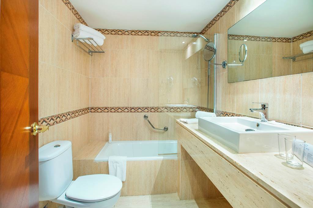 PMI_72360_Zafiro_Rey_Don_Jaime_0723_03