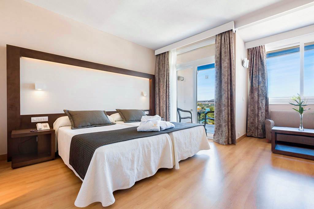 PMI_72816_Hipotels_Eurotel_Punta_Rotja_1022_01