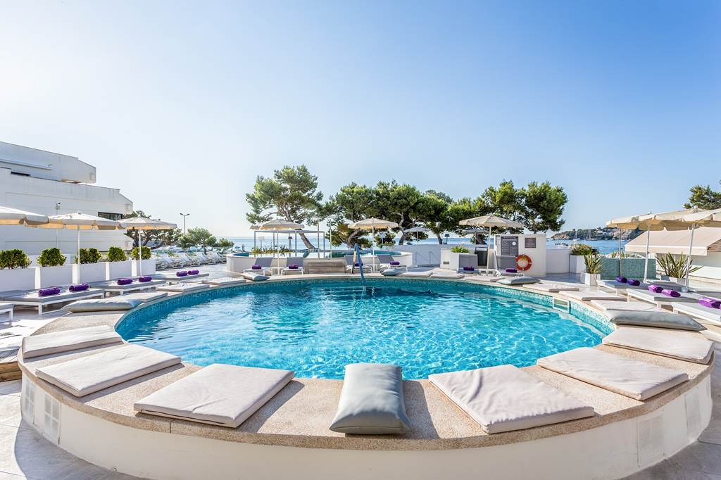 PMI_73322_FERGUS_Style_Palmanova_0818_07