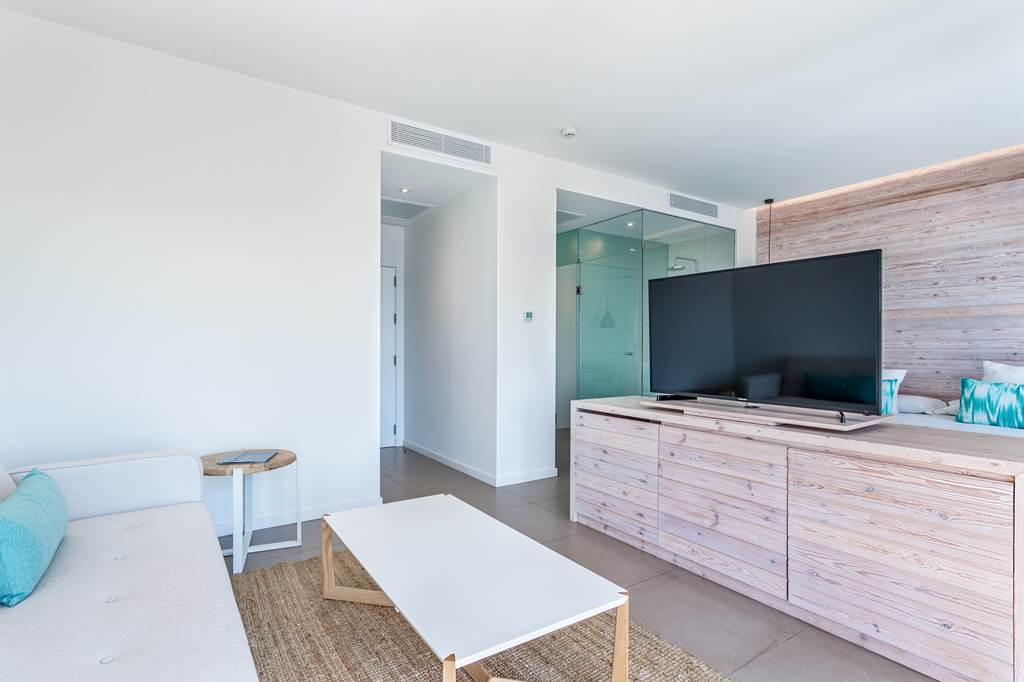 PMI_73322_FERGUS_Style_Palmanova_0818_18