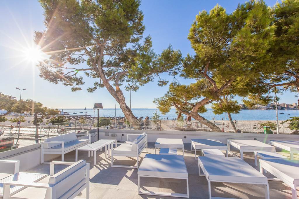 PMI_73322_FERGUS_Style_Palmanova_0818_32