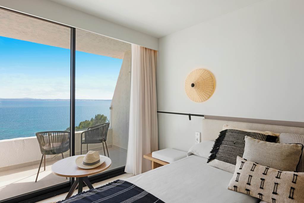 PMI_73674_Inmood_Aucanada_formerly_Hotel_President_0124_05