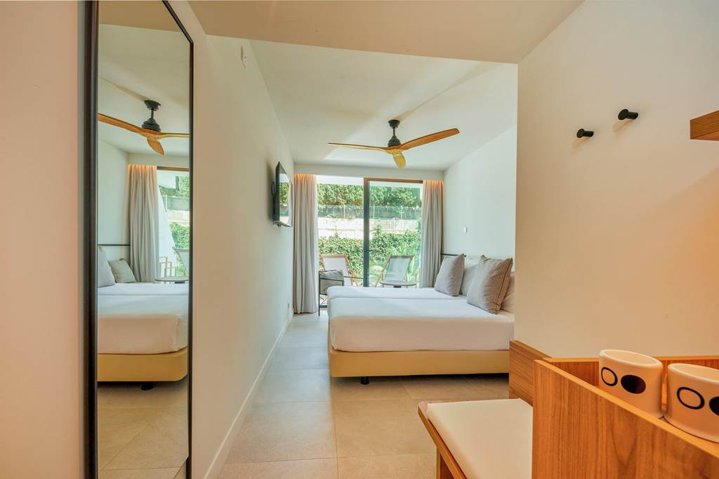 PMI_73674_Inmood_Aucanada_formerly_Hotel_President_0723_04