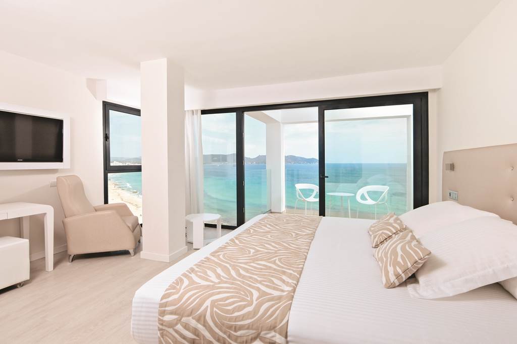 PMI_74661_IBEROSTAR_Cala_Millor_1116_03