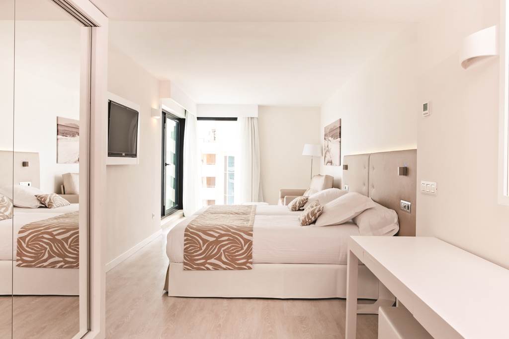 PMI_74661_IBEROSTAR_Cala_Millor_1116_06