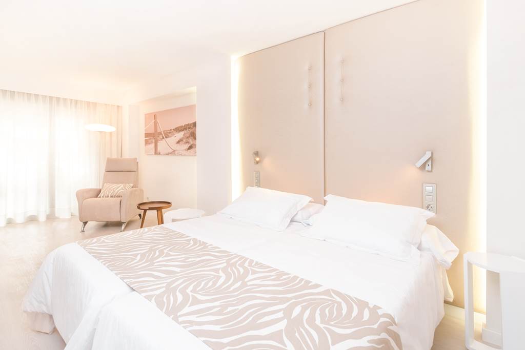 PMI_74661_IBEROSTAR_Cala_Millor_1116_09