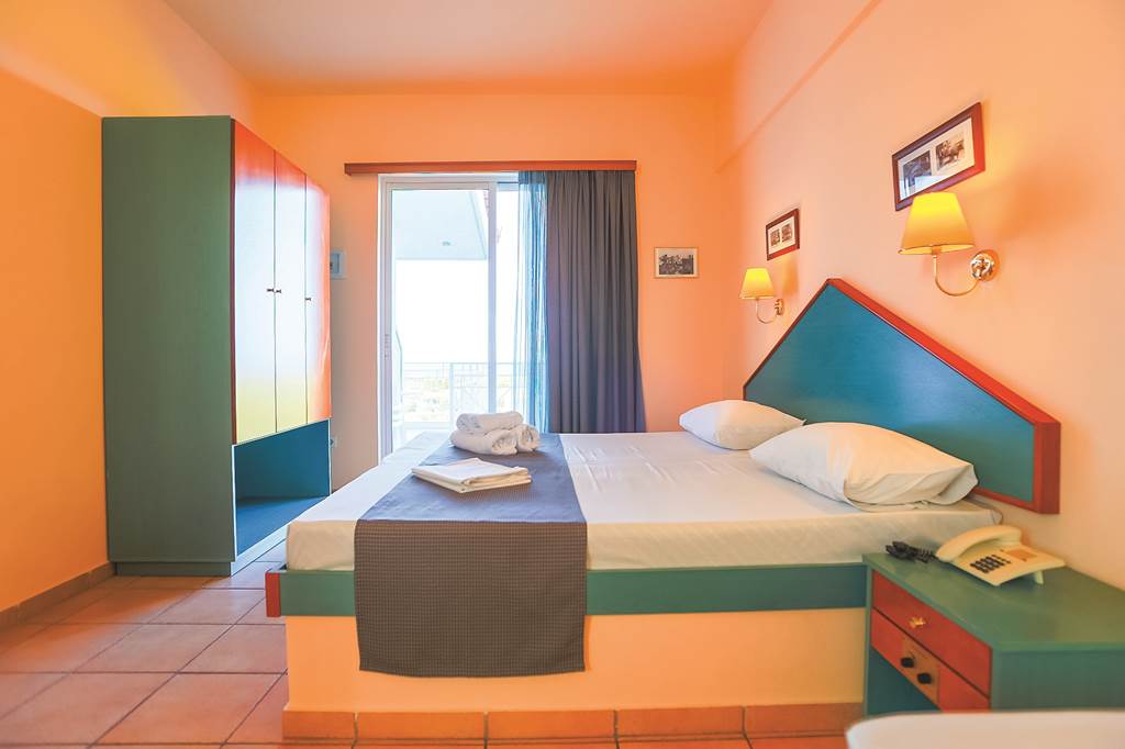 RHO_74759_Filoxenia_Apts_1216_06