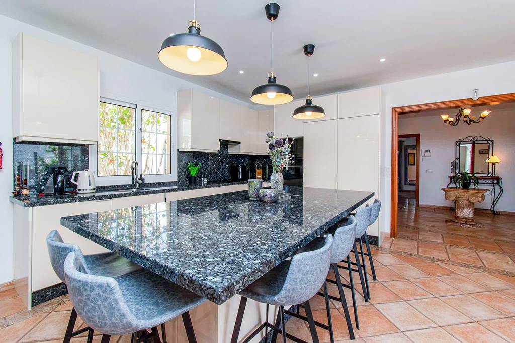 TFS_86076_Villa_Guapa_0923_01