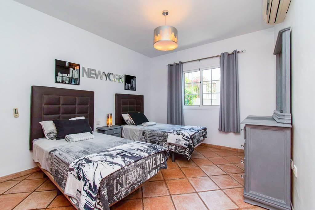 TFS_86076_Villa_Guapa_0923_03