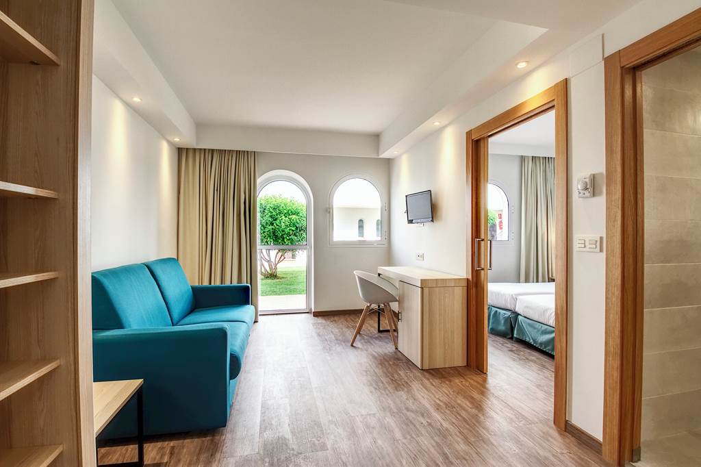 AGP_81507_Occidental_Torremolinos_Playa_0321_07