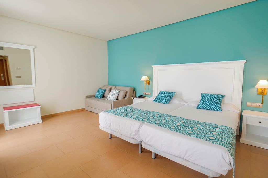 AGP_81507_Occidental_Torremolinos_Playa_0721_01