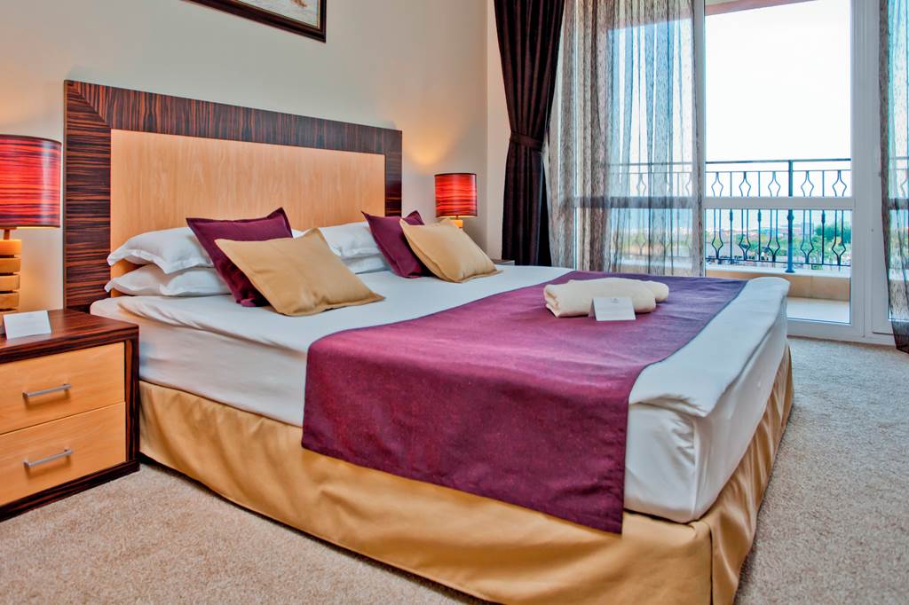 BOJ_84430_DIT_Majestic_Beach_Resort_1122_01