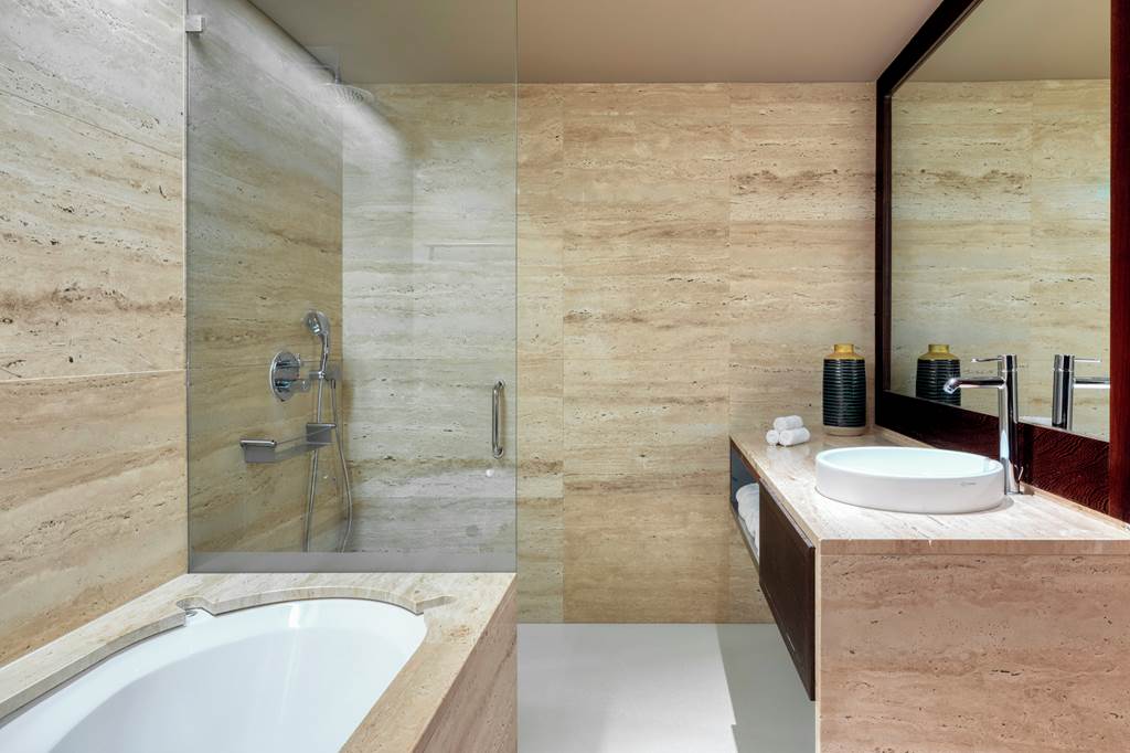 FAO_83733_Domes_Lake_Algarve_Autograph_Collection_0823_18