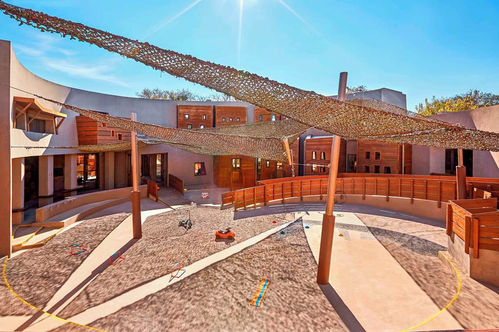 KLX_84560_The_Romanos_Luxury_Collection_Resort_0323_02