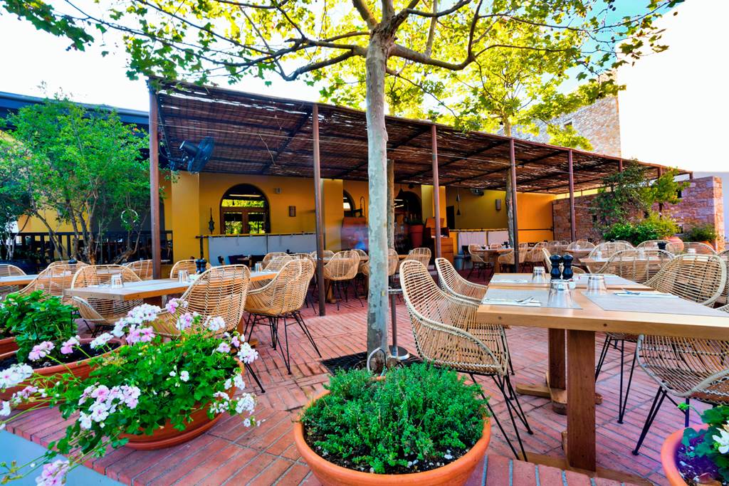 KLX_84560_The_Romanos_Luxury_Collection_Resort_1220_13