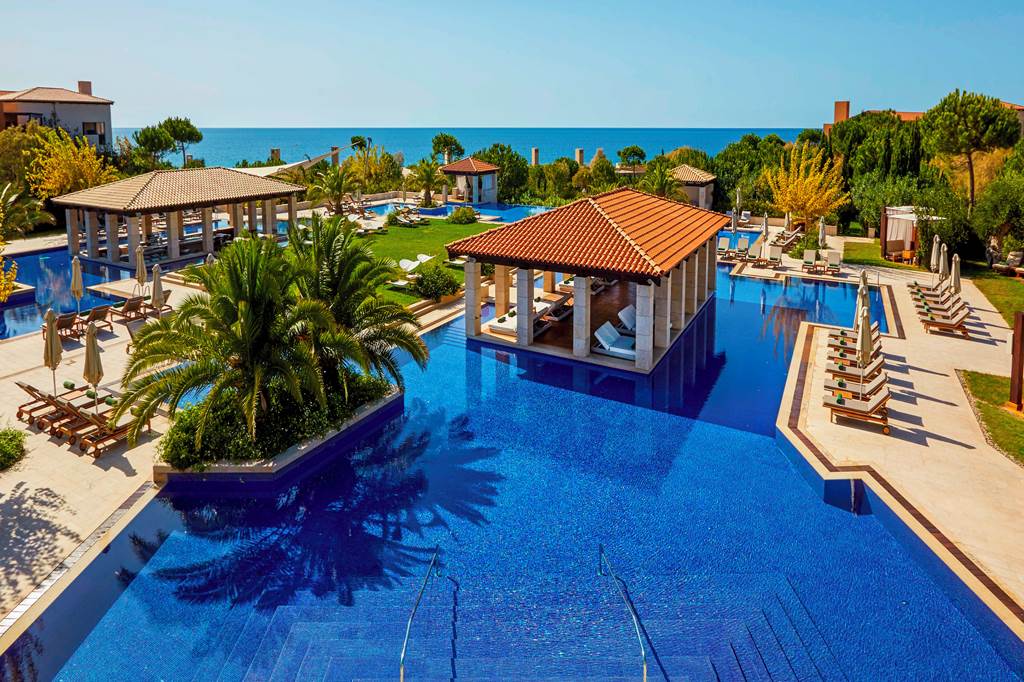 KLX_84560_The_Romanos_Luxury_Collection_Resort_1220_31