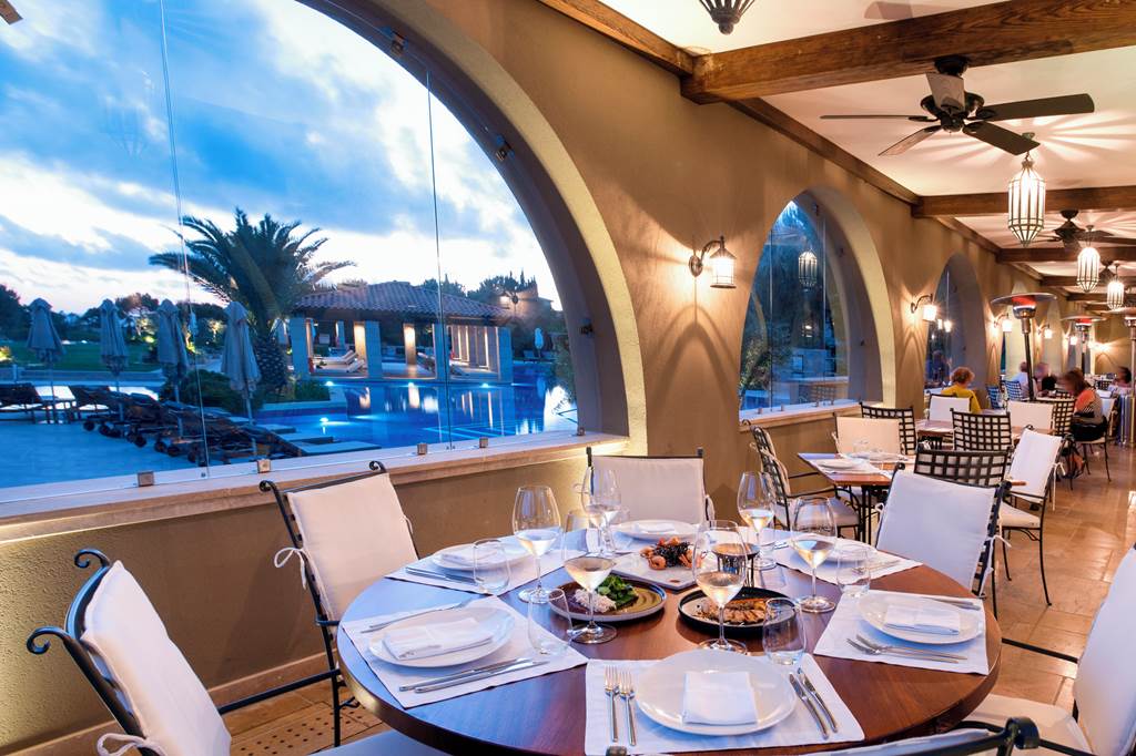 KLX_84560_The_Romanos_Luxury_Collection_Resort_1220_35