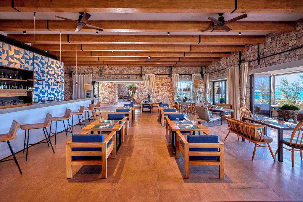 KLX_85207_W_Costa_Navarino_0323_27