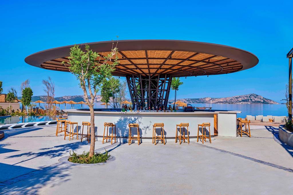 KLX_85207_W_Costa_Navarino_0323_28