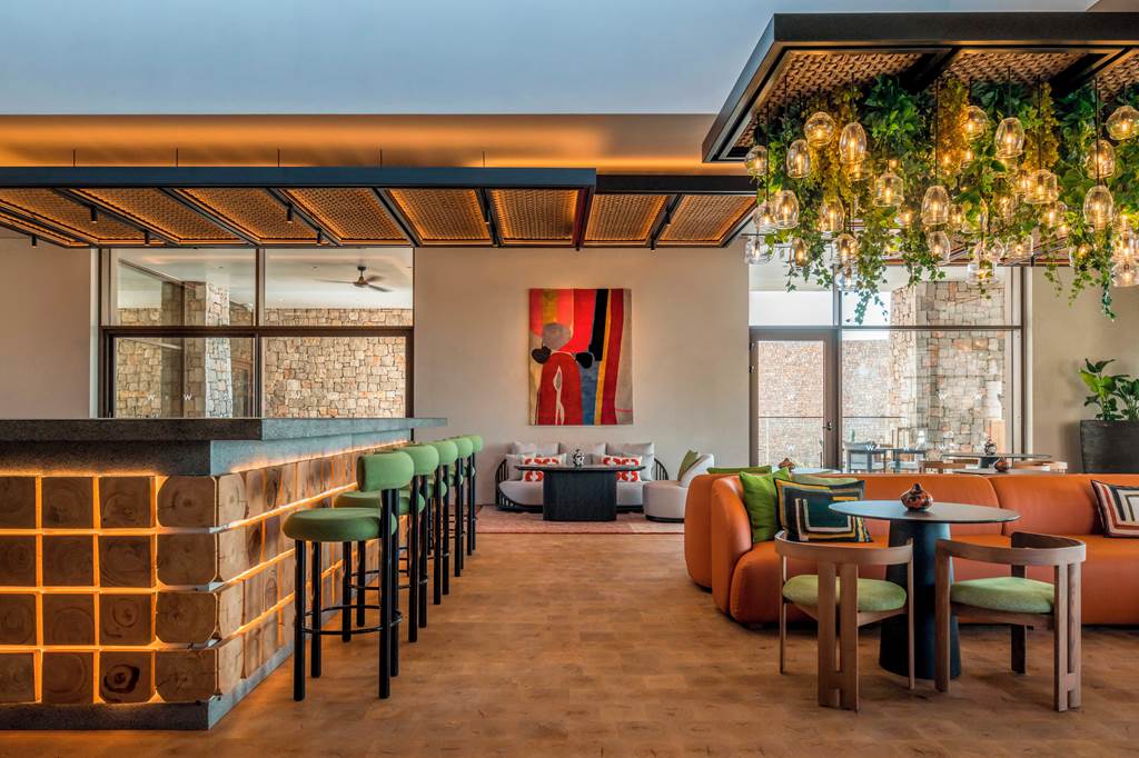 KLX_85207_W_Costa_Navarino_0323_33