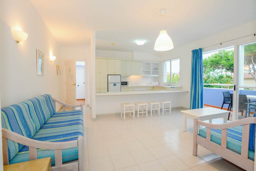 MAH_85401_Club_Ciudadela_Apartments_0923_04