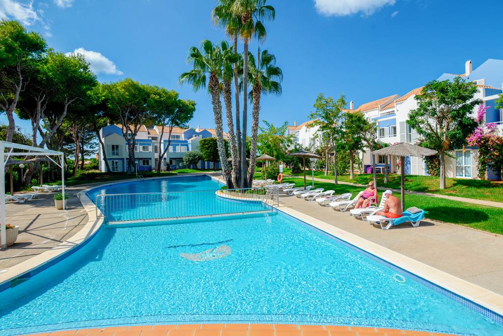 MAH_85401_Club_Ciudadela_Apartments_0923_07