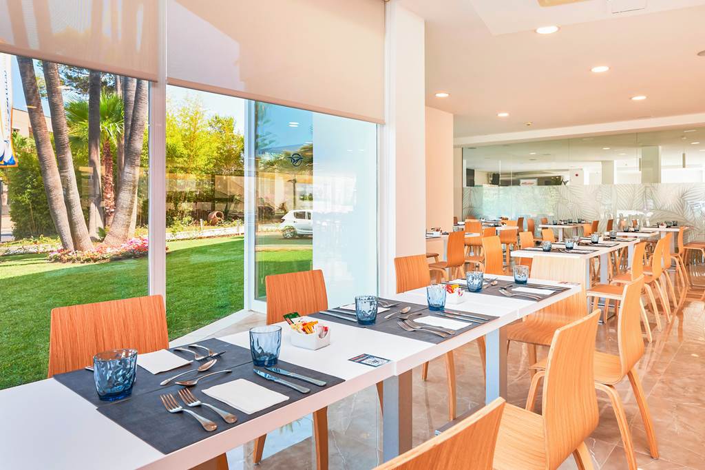 PMI_80692_Globales_Cala_Bona_Suites_0821_04