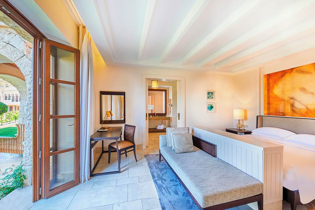 PMI_85056_Cap_Vermell_Grand_Hotel_0123_13