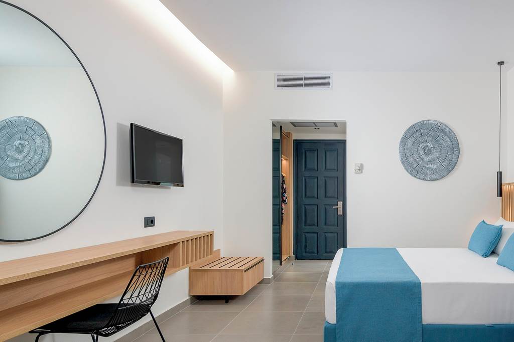 RHO_83420_Blue_Sea_Holiday_Village_0324_01