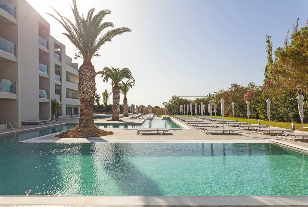 RHO_83420_Blue_Sea_Holiday_Village_0722_05