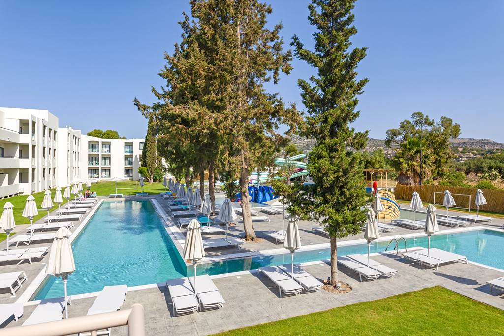 RHO_83420_Blue_Sea_Holiday_Village_0722_14